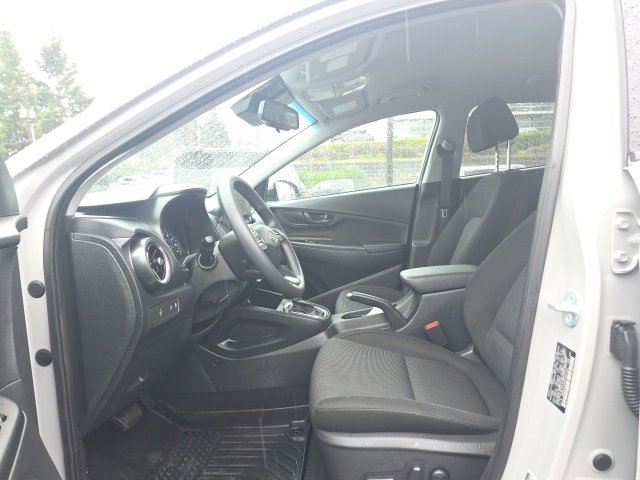 Used 2023 Hyundai Kona SEL w/ Cargo Package image 9