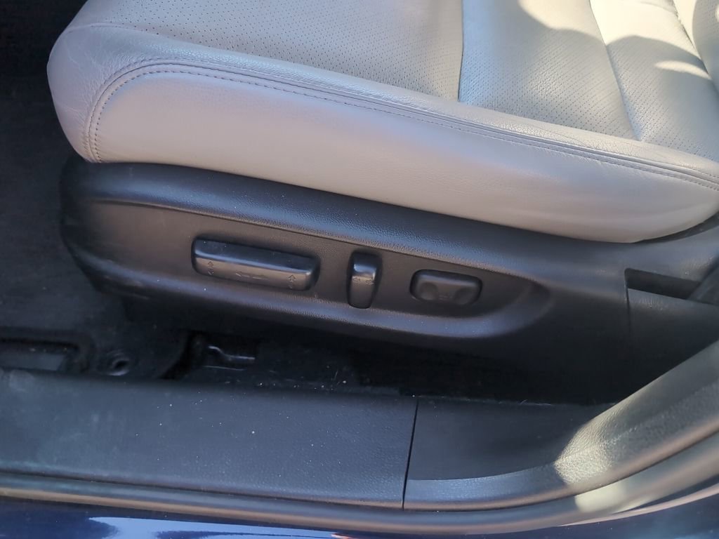 Used 2017 Honda Accord EX-L image 19