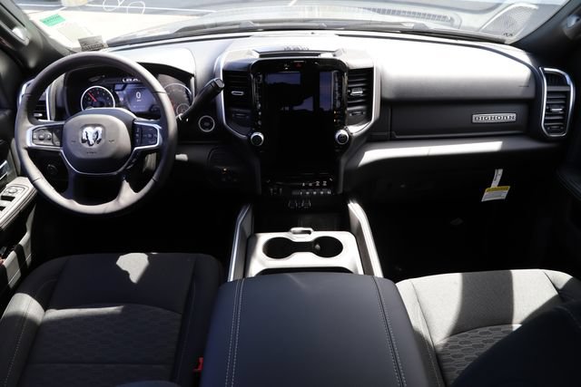 New 2026 RAM 2500 Big Horn AWD/4WD image 22