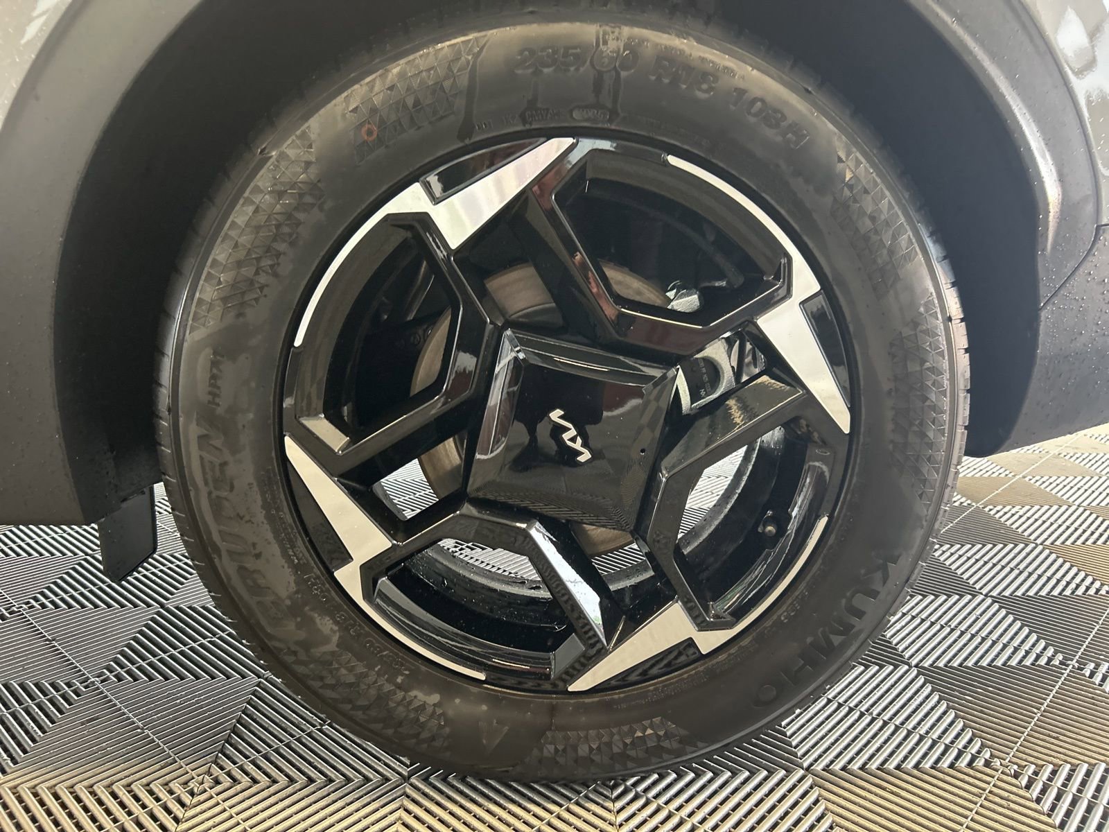 New 2026 Kia Sportage EX w/ EX Panorama Roof Package image 7