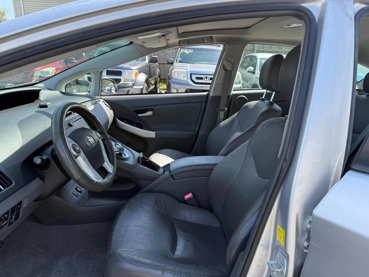 Used 2010 Toyota Prius Four FWD image 23