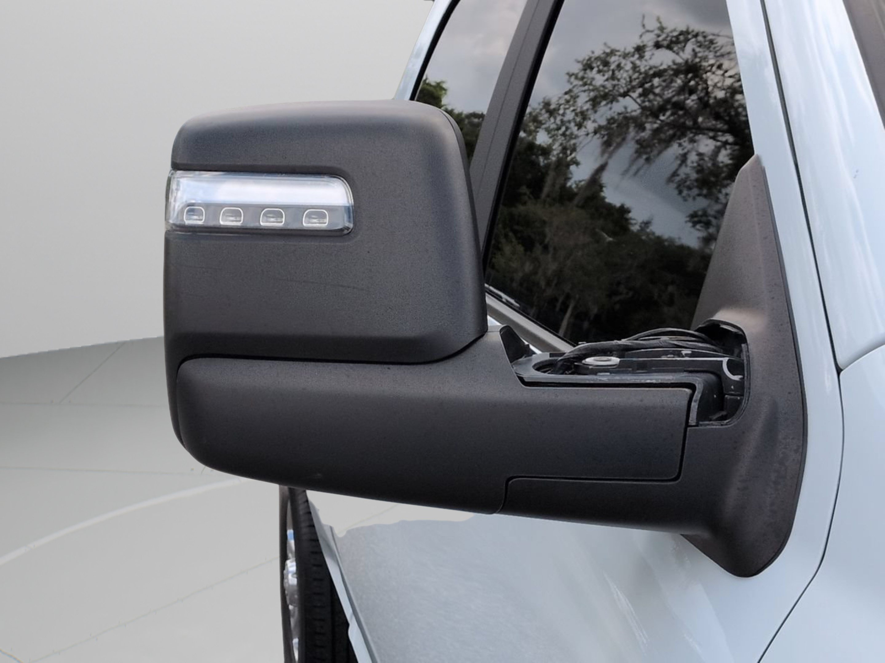 Used 2024 RAM 2500 Big Horn AWD/4WD image 14