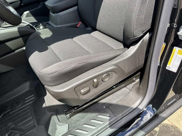 New 2026 Chevrolet Colorado LT image 18