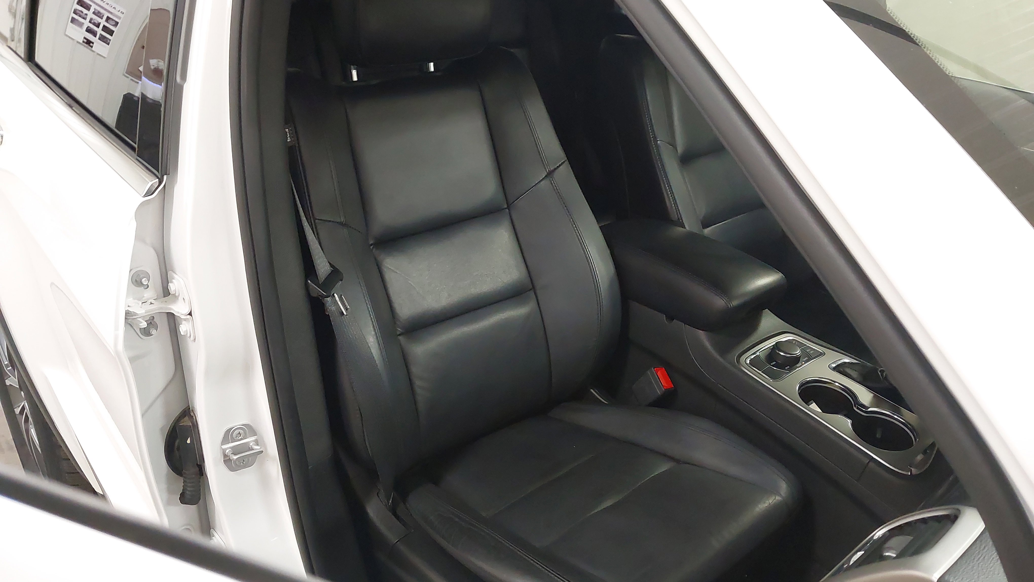 Used 2019 Jeep Grand Cherokee Limited AWD/4WD image 28