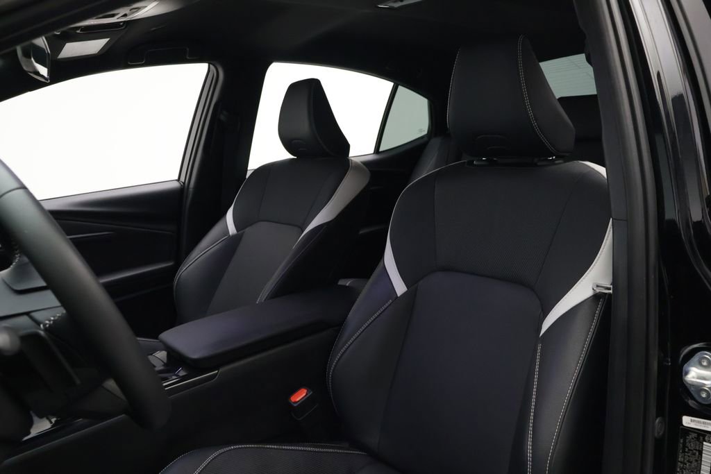 Certified 2025 Toyota Camry SE FWD image 13
