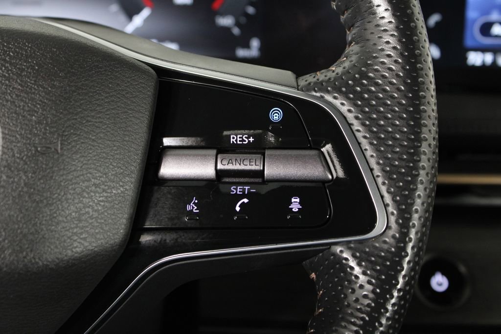 Certified 2023 Nissan Ariya AWD image 27