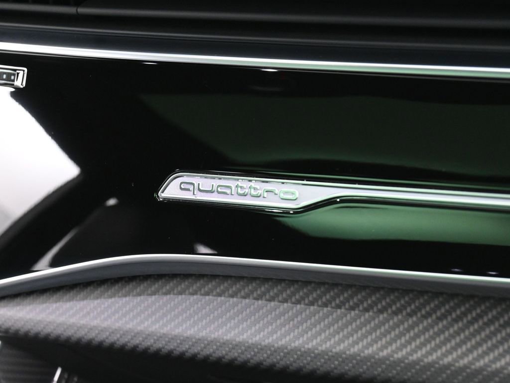 Used 2024 Audi RS Q8 AWD/4WD image 34