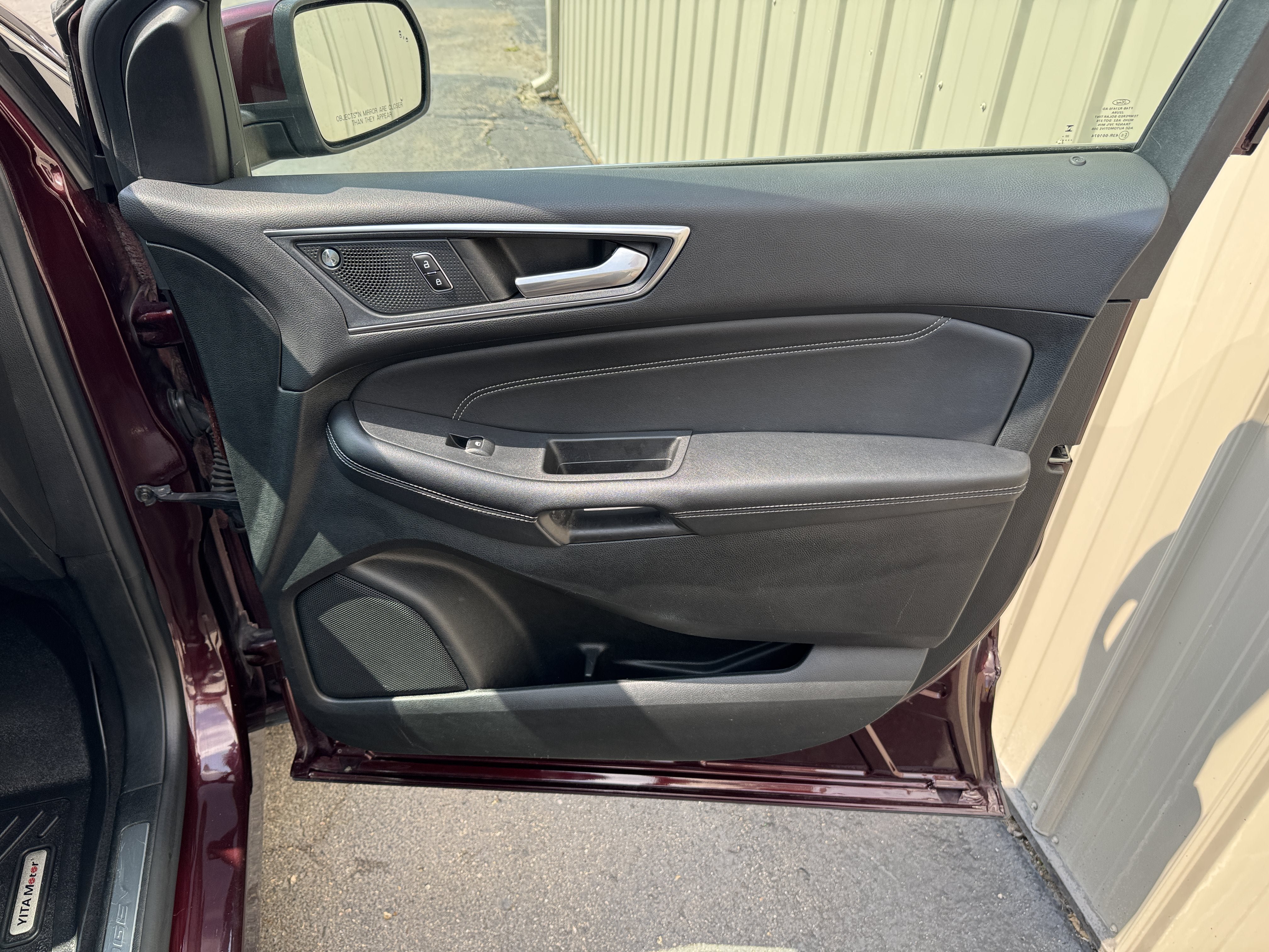 Used 2023 Ford Edge Titanium AWD/4WD image 26