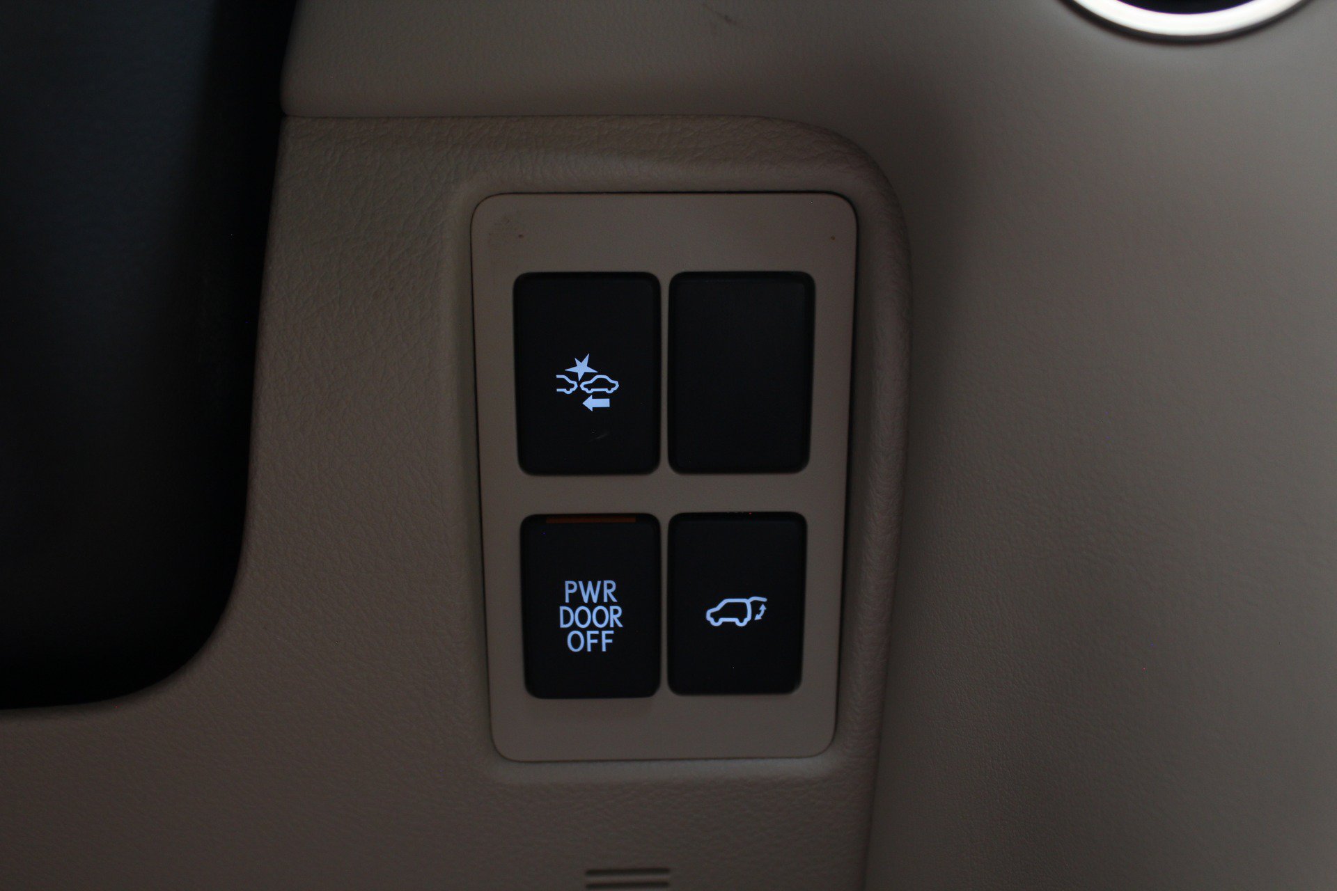 Used 2021 Lexus LX 570 4WD w/ Luxury Package image 65
