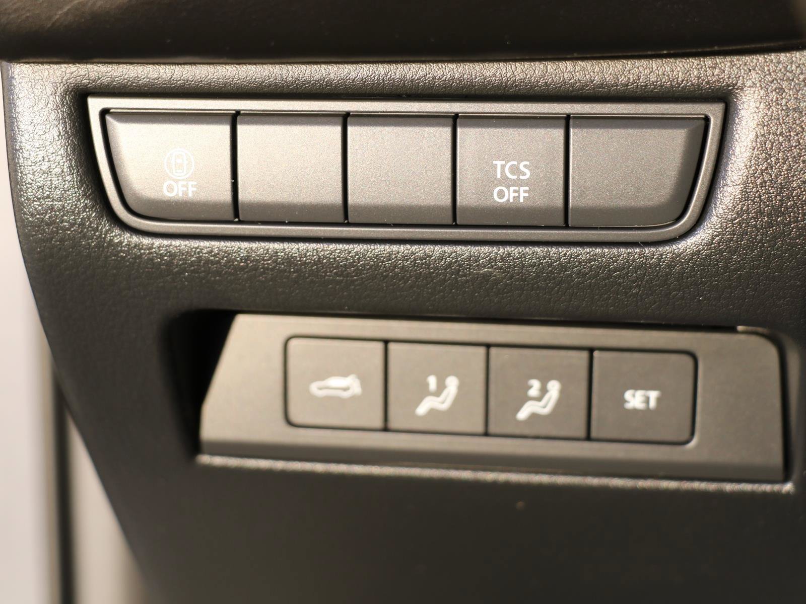 Certified 2025 MAZDA CX-50 AWD 2.5 S w/ Premium Plus Pkg image 16