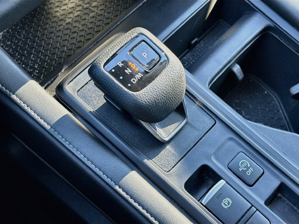 Used 2024 Nissan Pathfinder S FWD image 21