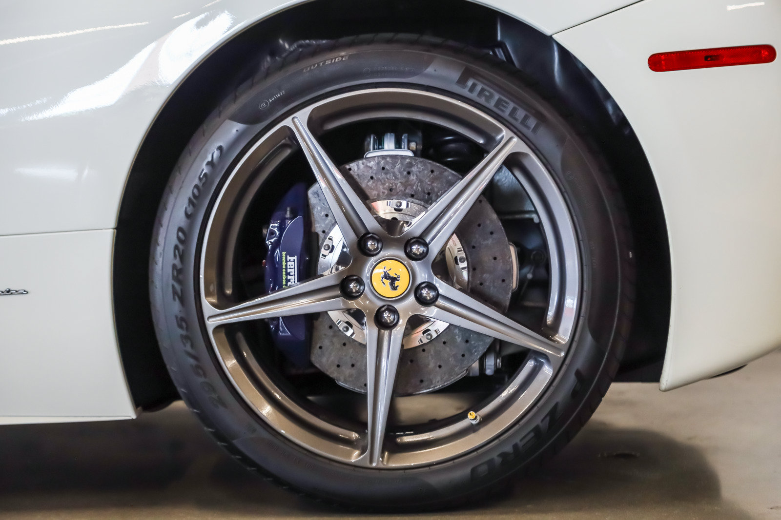 Used 2015 Ferrari 458 Spider RWD image 19