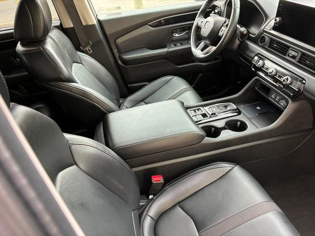 Used 2024 Honda Pilot Touring image 14