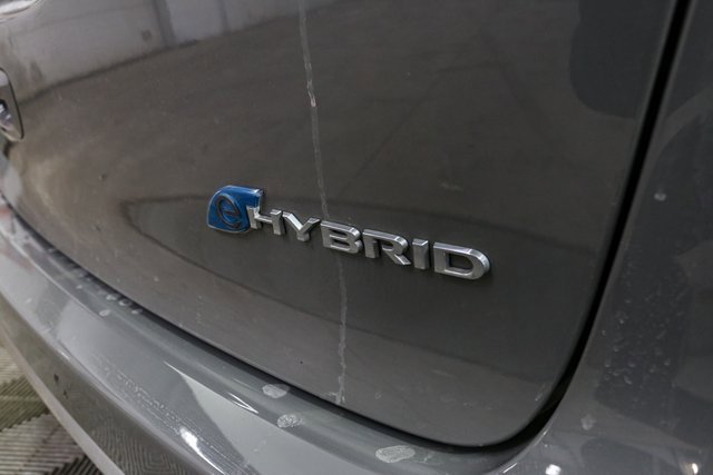 Used 2021 Chrysler Pacifica Touring-L image 10