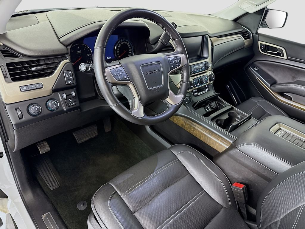 Used 2018 GMC Yukon Denali image 9