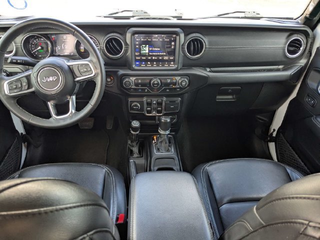 Used 2023 Jeep Wrangler Unlimited Sahara AWD/4WD image 17