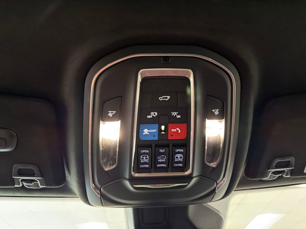 New 2026 Jeep Grand Cherokee L Summit AWD/4WD image 16