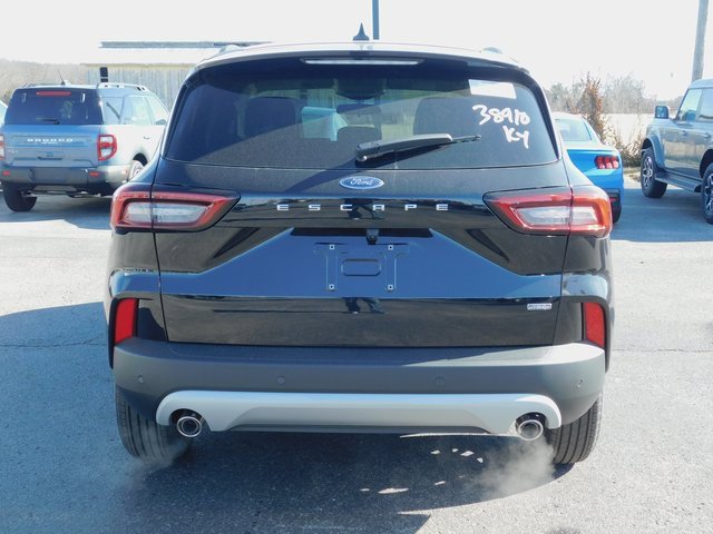 New 2026 Ford Escape SE image 8