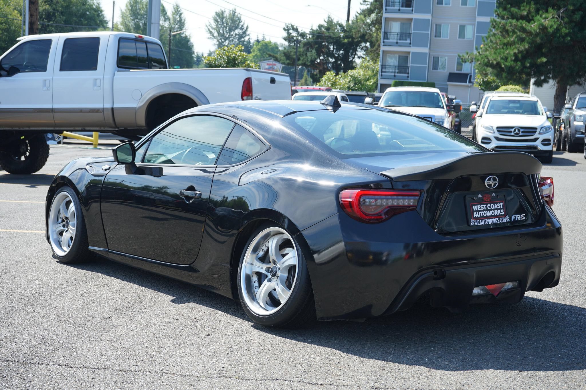 Used 2013 Scion FR-S RWD image 2