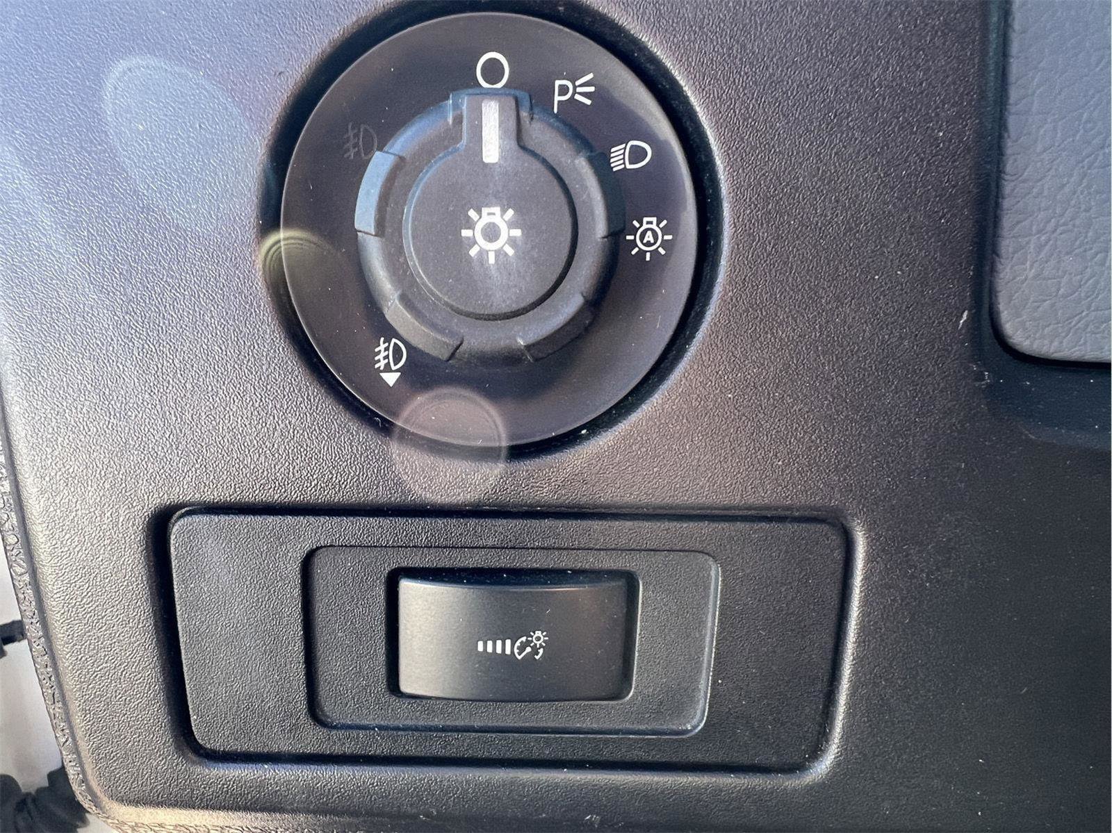 Used 2014 Ford F150 XLT w/ Trailer Tow Package image 20