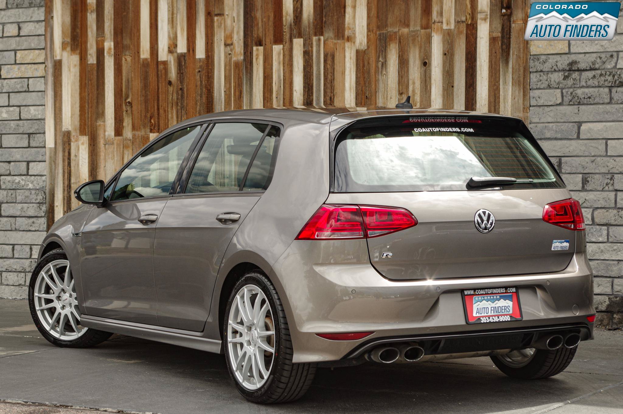 Used 2017 Volkswagen Golf R 4-Door AWD/4WD image 4
