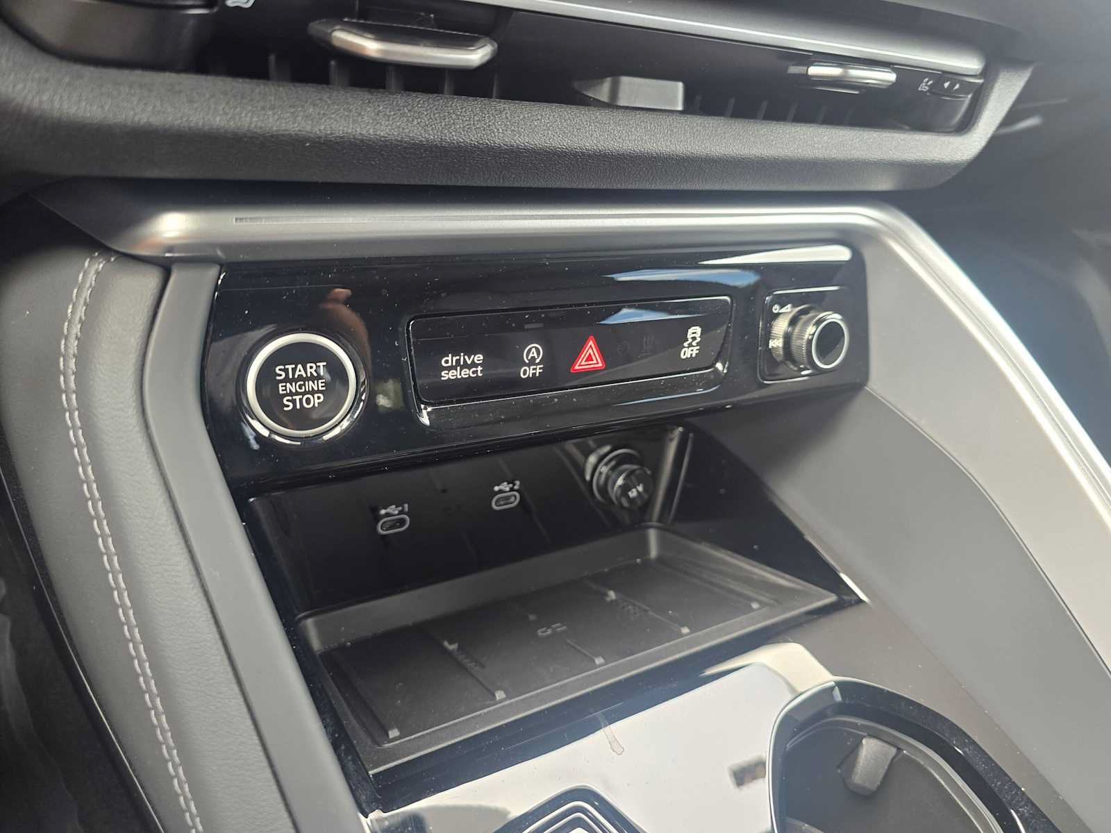 Used 2025 Audi Q5 Premium Plus AWD/4WD image 29