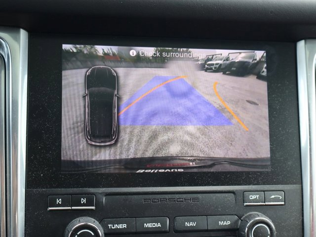 Used 2017 Porsche Macan GTS AWD/4WD image 12