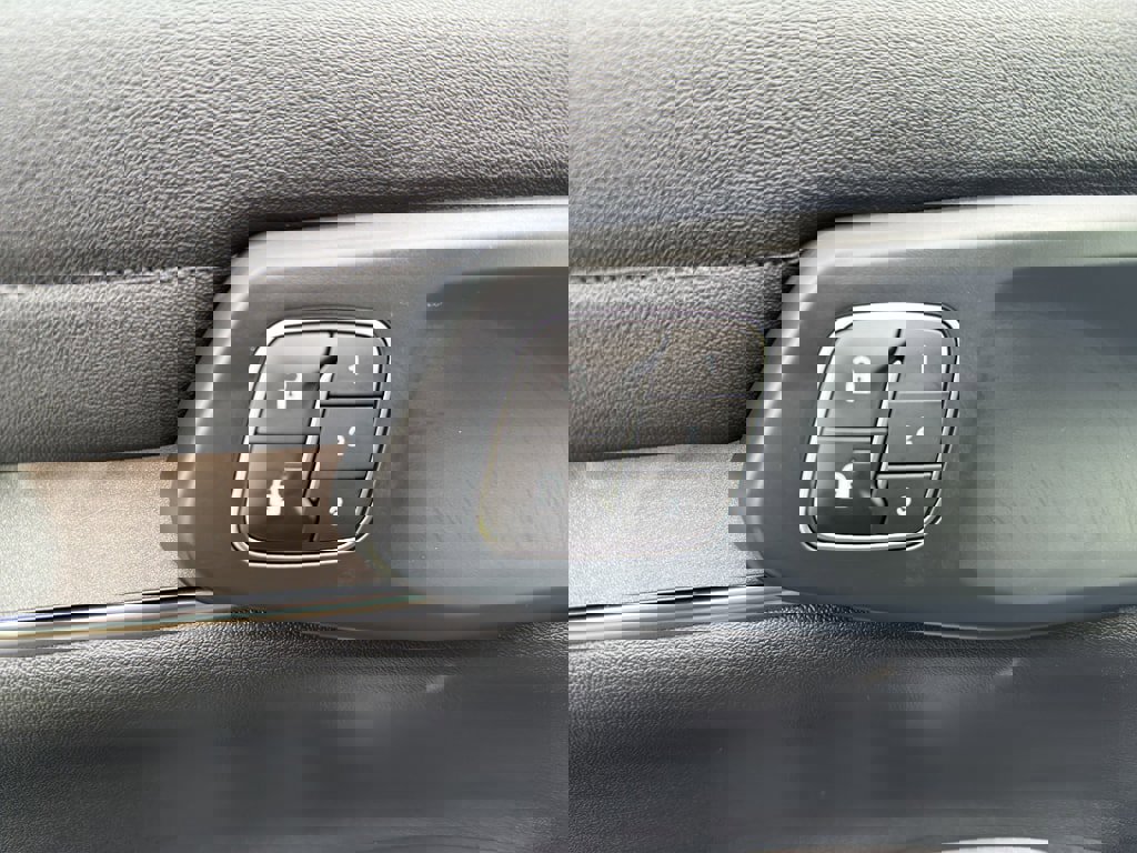 New 2025 Ford Ranger Lariat w/ FX4 Off-Road Package image 14