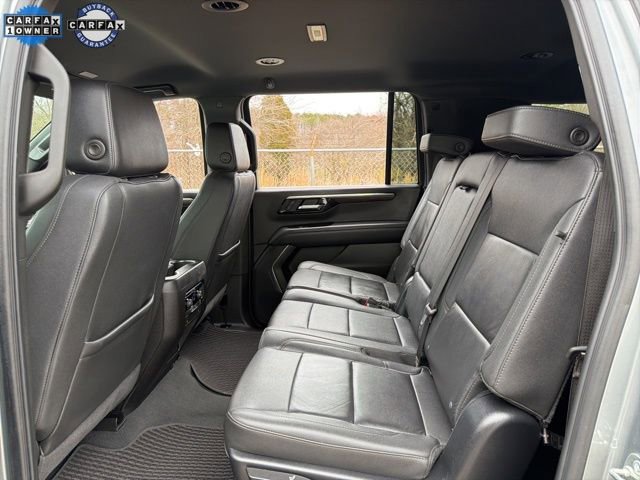 Used 2025 Chevrolet Suburban Z71 image 20