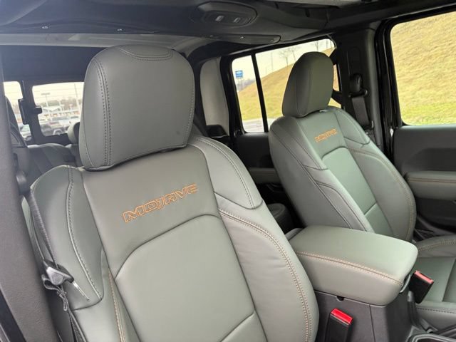 New 2026 Jeep Gladiator Mojave w/ Safety Group AWD/4WD image 30