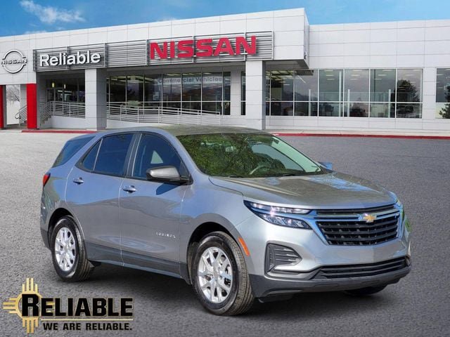 Used 2024 Chevrolet Equinox LS FWD image 1