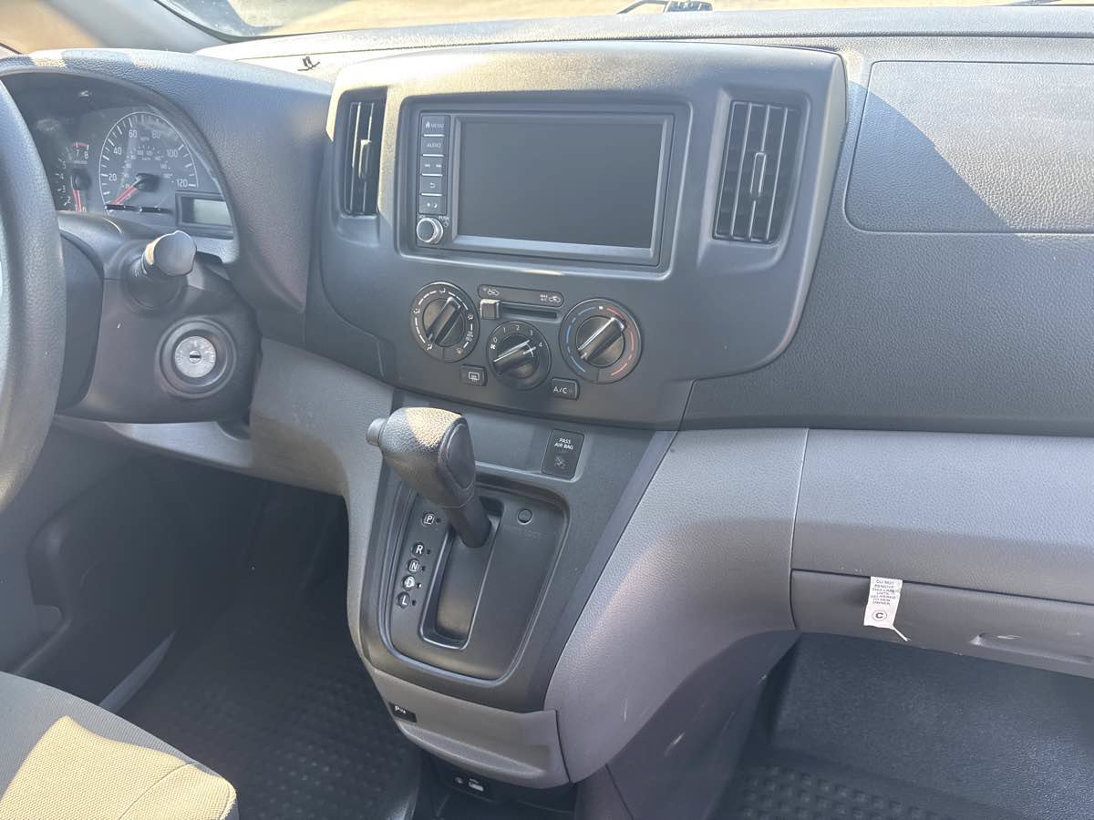 Used 2021 Nissan NV200 SV w/ Sliding Door Glass Package FWD image 12