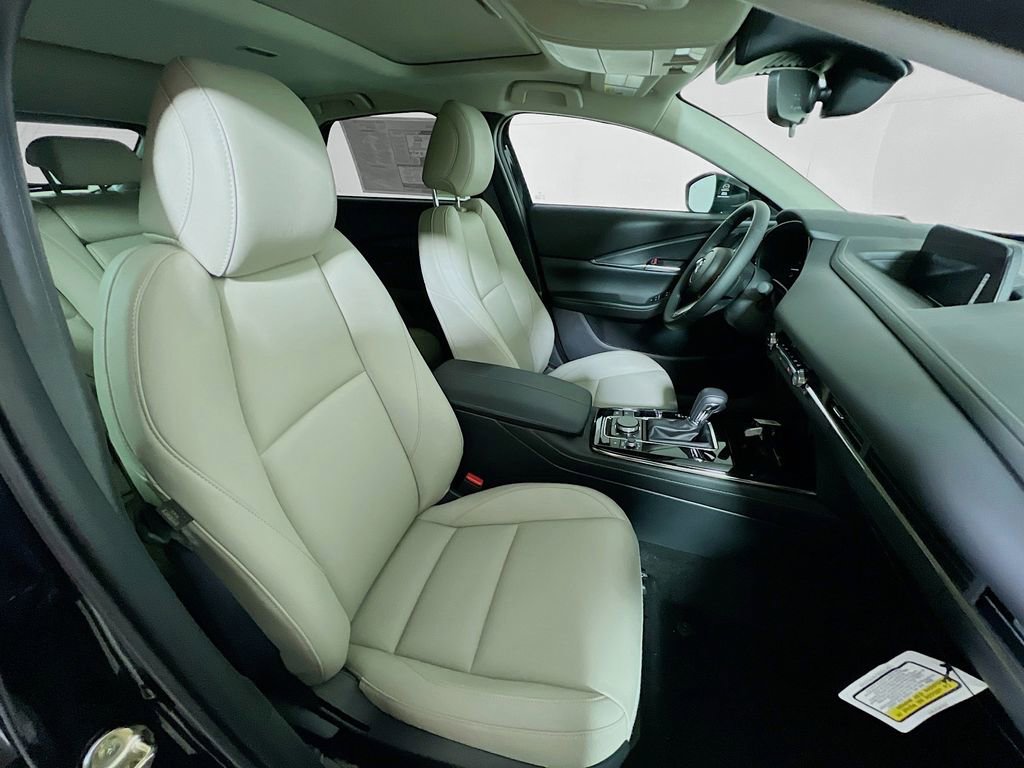 Used 2025 MAZDA CX-30 AWD 2.5 S w/ Preferred Package image 21