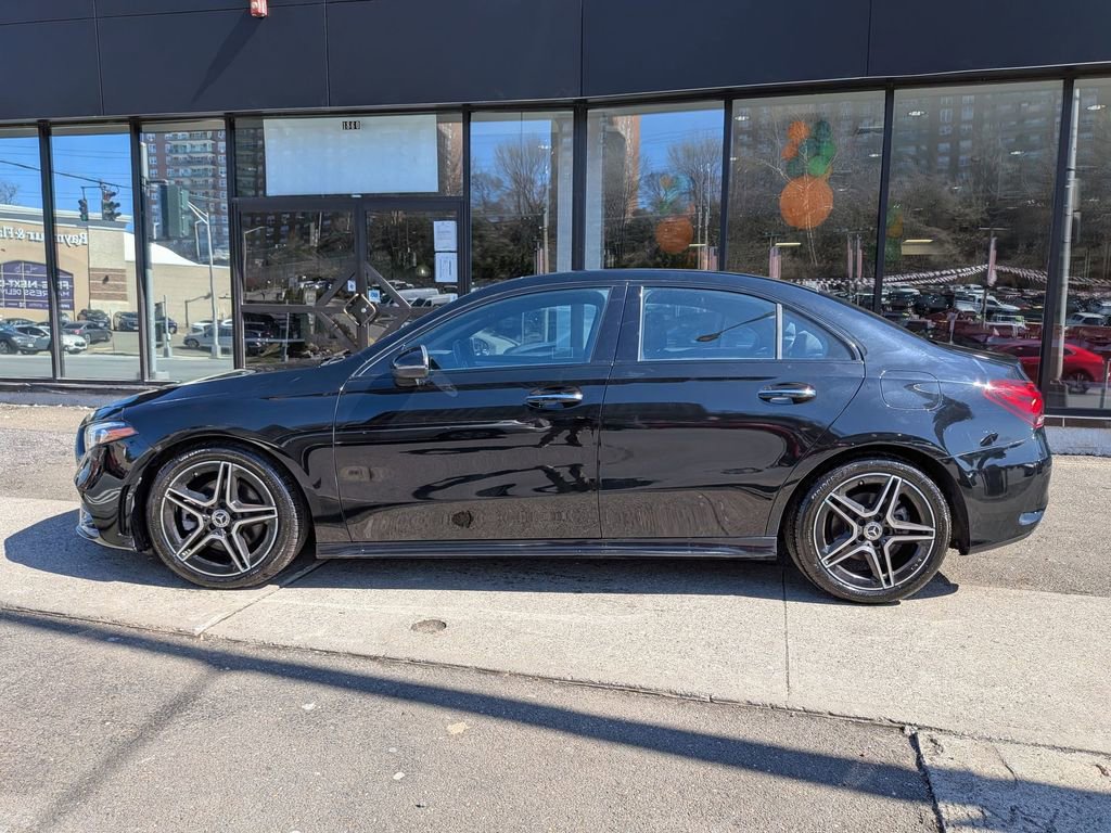 Used 2022 Mercedes-Benz A 220 4MATIC image 10