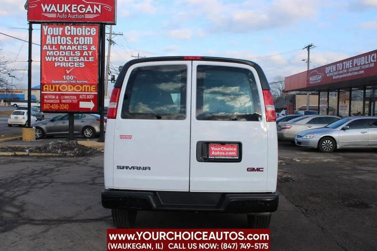 Used 2021 GMC Savana 2500 w/ Driver Convenience Package image 4