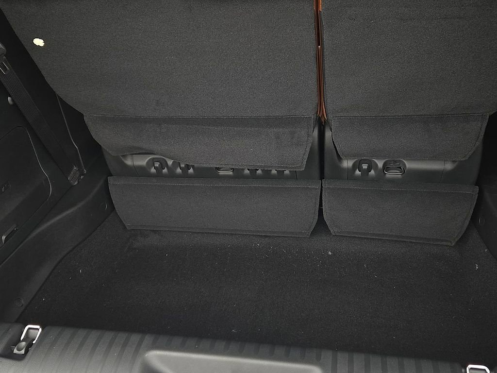 New 2026 Chrysler Pacifica Pinnacle w/ Trailer Tow Group image 8