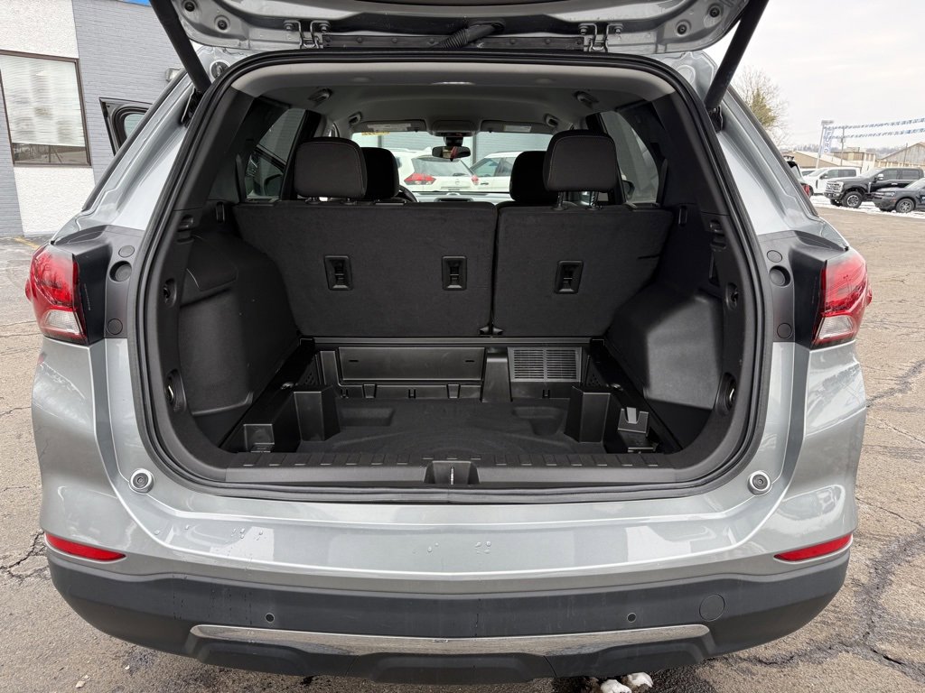 Used 2023 Chevrolet Equinox LT w/ Driver Convenience Package image 28