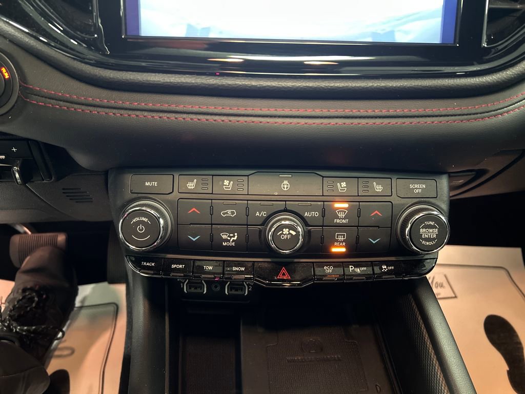 Used 2024 Dodge Durango R/T w/ Tow 'N Go Package image 19