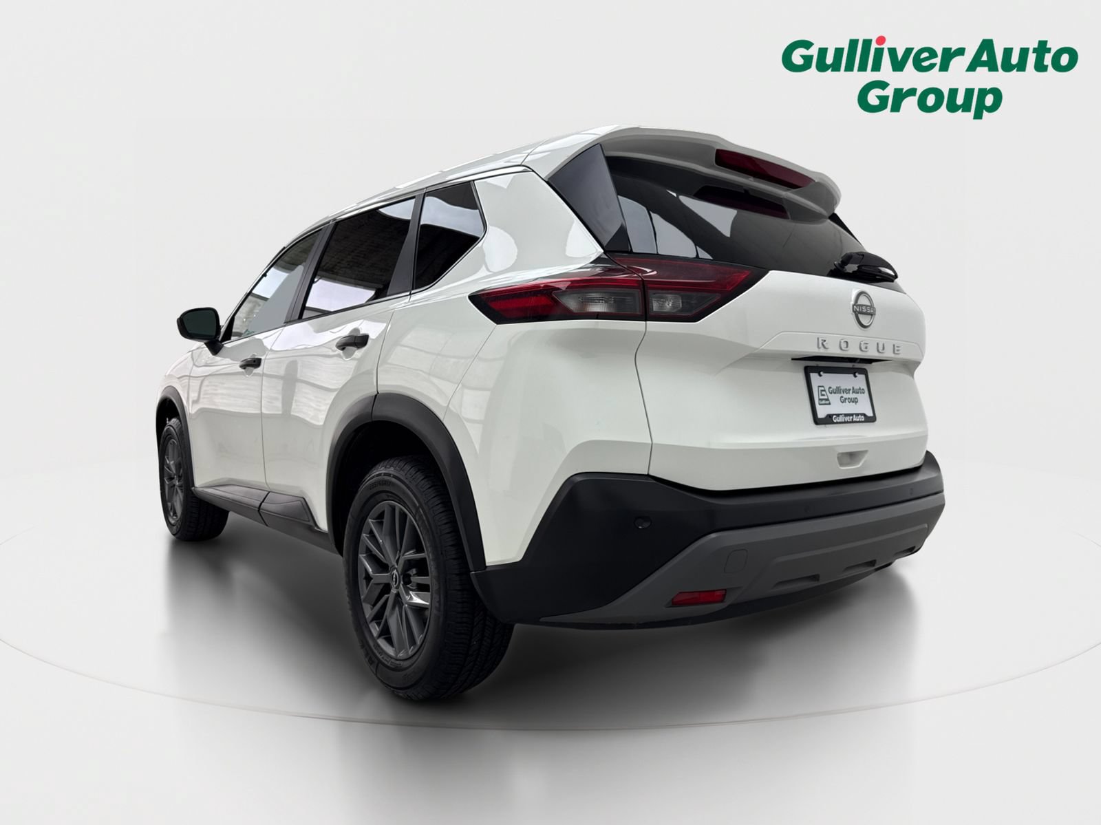 Used 2023 Nissan Rogue S FWD image 5