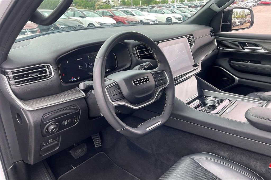 Used 2024 Jeep Wagoneer Series II AWD/4WD image 13