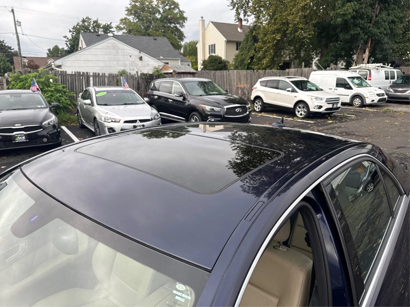 Used 2012 Mercedes-Benz E 350 4MATIC Sedan image 12