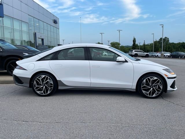 New 2025 Hyundai Ioniq 6 SEL AWD/4WD image 8