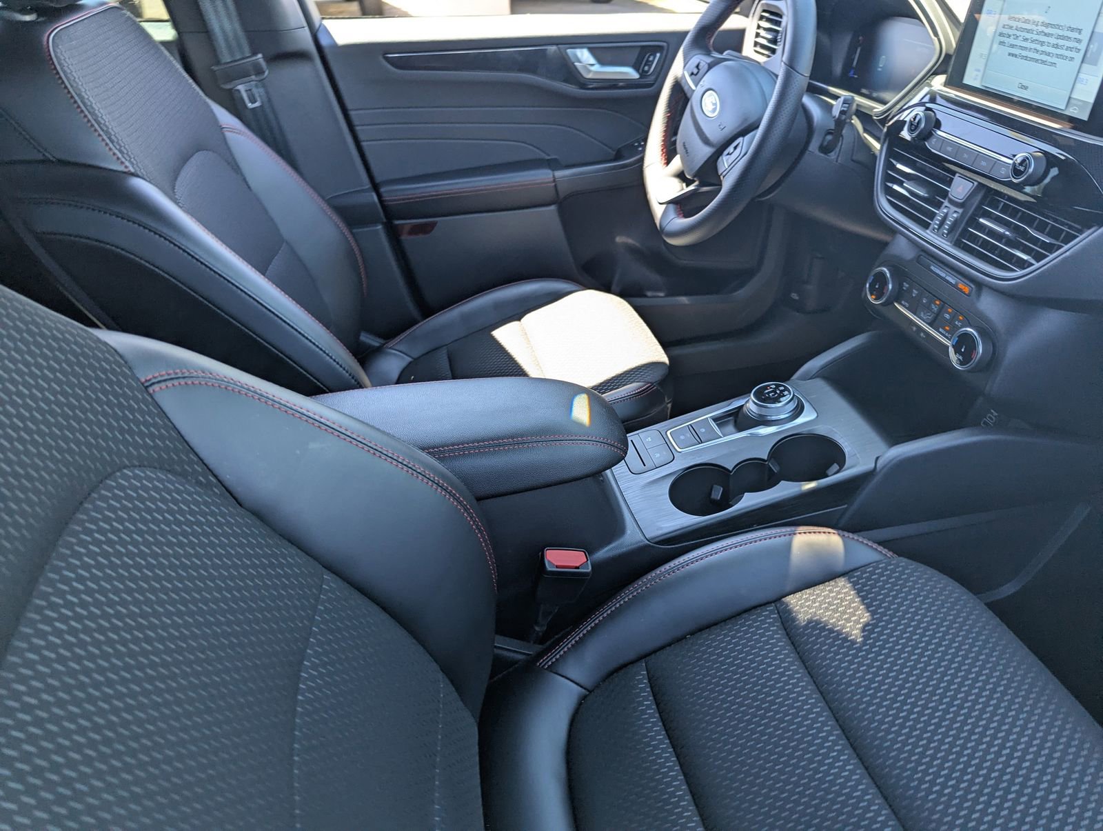 New 2025 Ford Escape ST-Line image 42