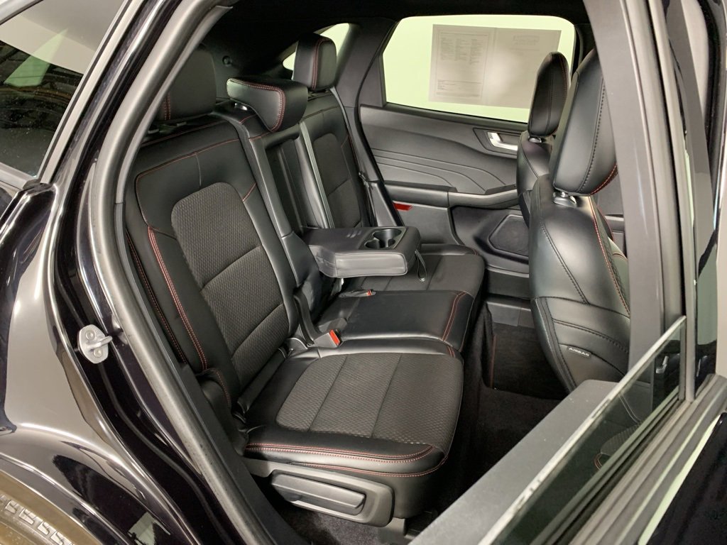 Used 2023 Ford Escape ST-Line w/ Tech Pack #1 image 33