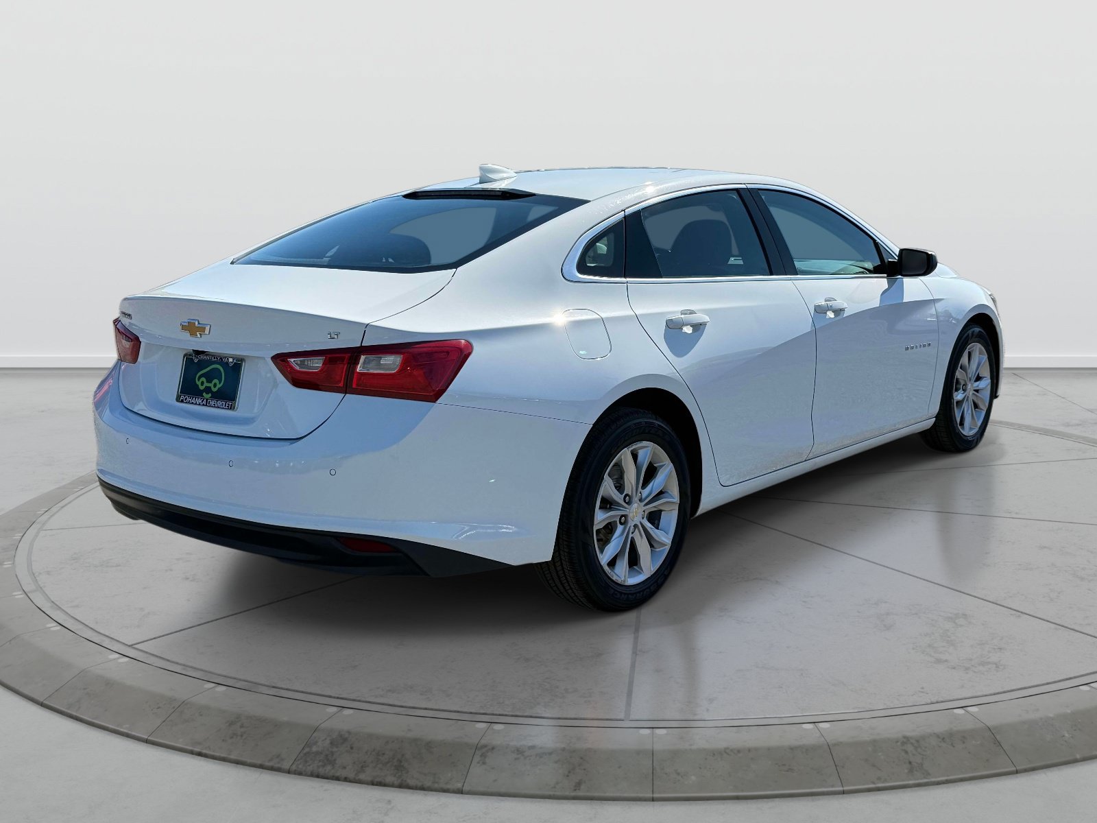 Certified 2025 Chevrolet Malibu LT FWD image 2