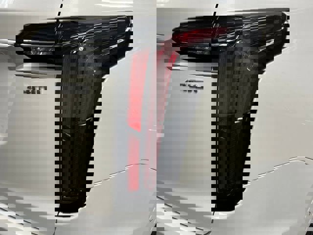 Certified 2024 Cadillac XT6 Sport w/ Technology Package image 11