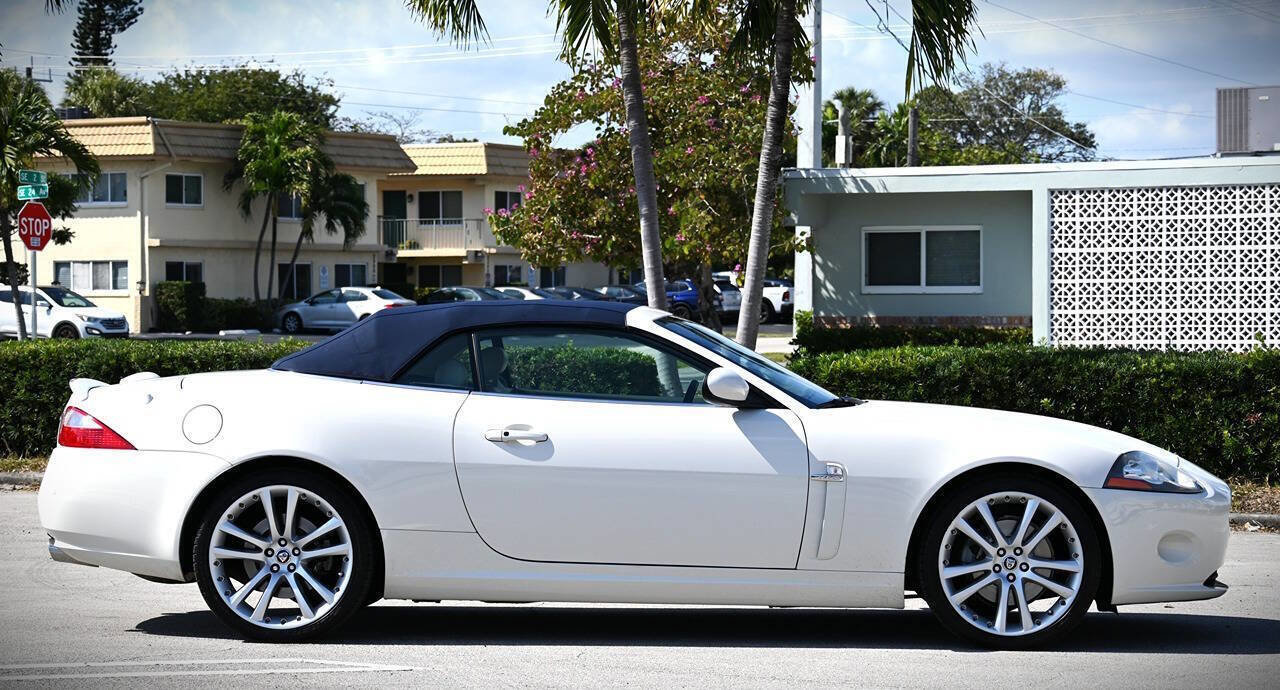 Used 2007 Jaguar XK Convertible image 13