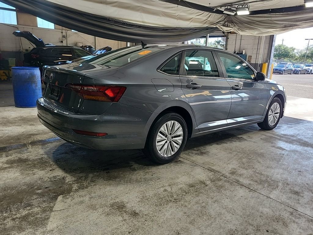 Used 2019 Volkswagen Jetta S FWD image 4