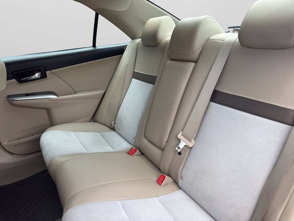 Used 2013 Toyota Camry XLE w/ Leather Pkg FWD image 15