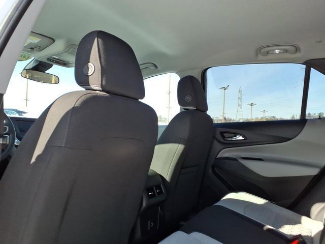 Used 2023 Chevrolet Equinox LS w/ LS Convenience Package image 11